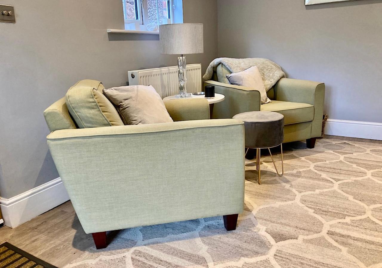 The Lodge Chester - Luxury Apartment For Two, With Free Parking! Hough Green Eksteriør billede