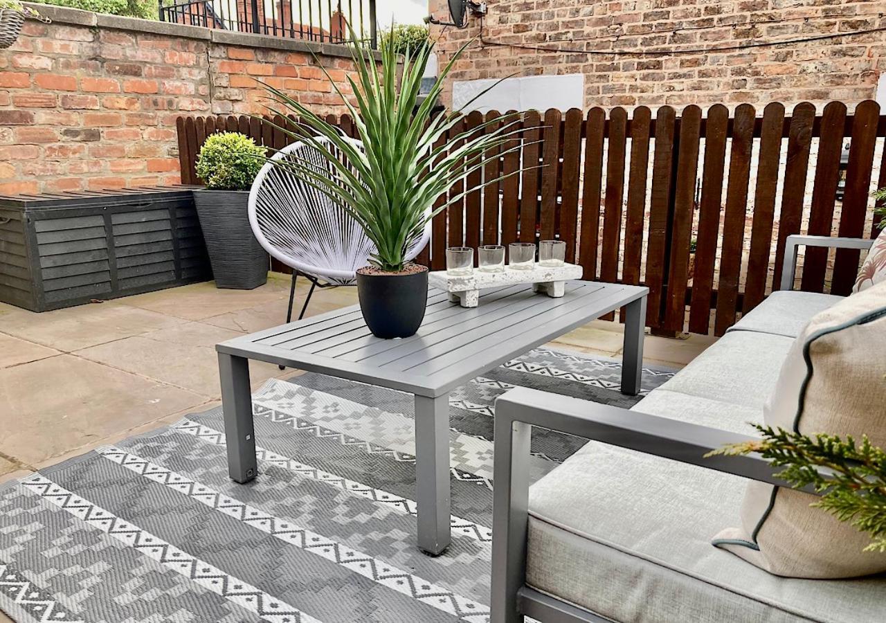 The Lodge Chester - Luxury Apartment For Two, With Free Parking! Hough Green Eksteriør billede